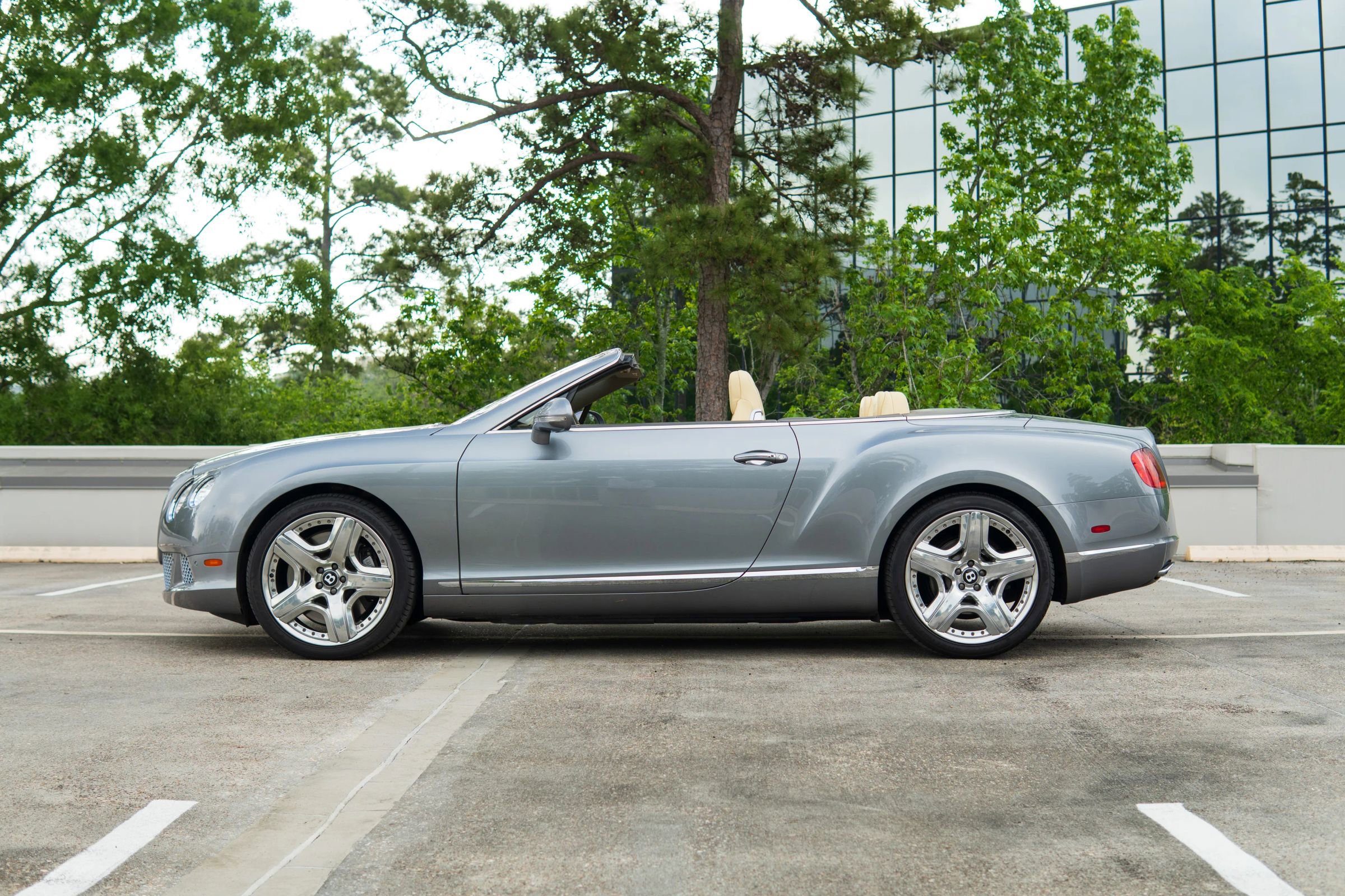 Used 2013 Bentley Continental GT image 20