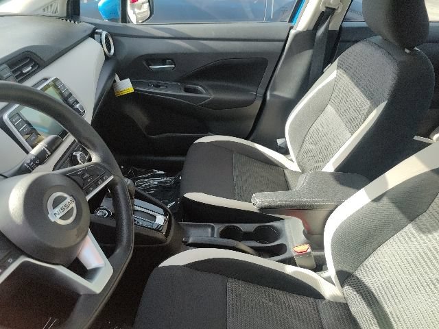 Used 2022 Nissan Versa SV FWD image 19