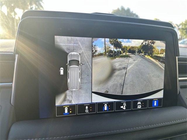 Used 2022 Chevrolet Tahoe LT w/ Luxury Package image 25