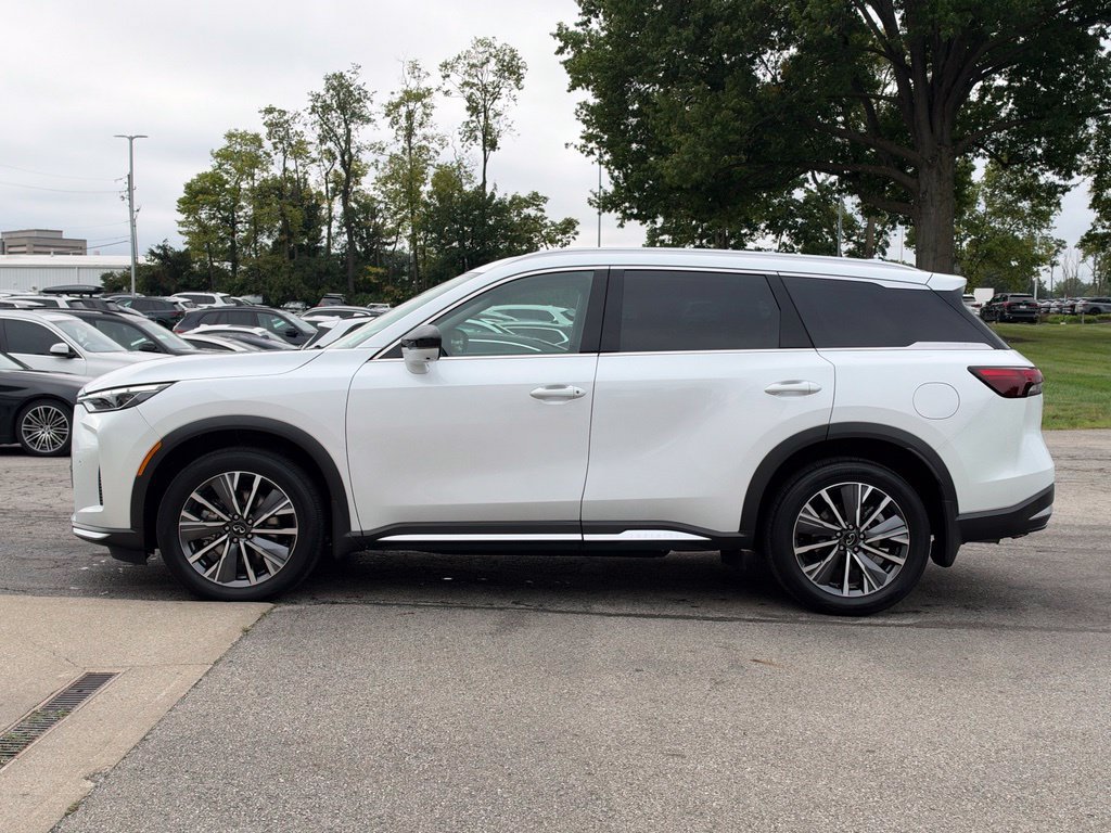 Used 2026 INFINITI QX60 Luxe w/ Cargo Package AWD/4WD image 8