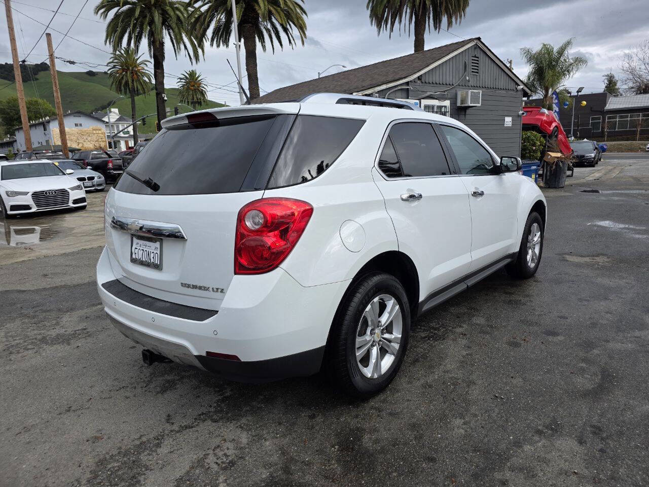 Used 2012 Chevrolet Equinox LTZ image 4