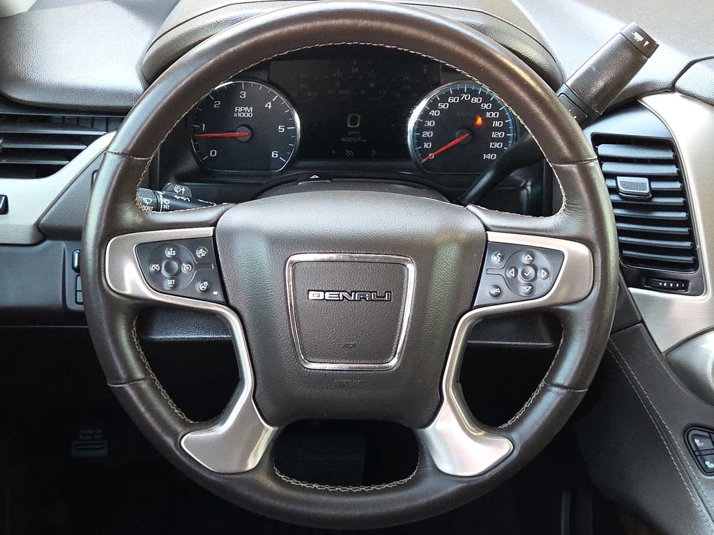 Used 2020 GMC Yukon Denali w/ Open Road Package image 14