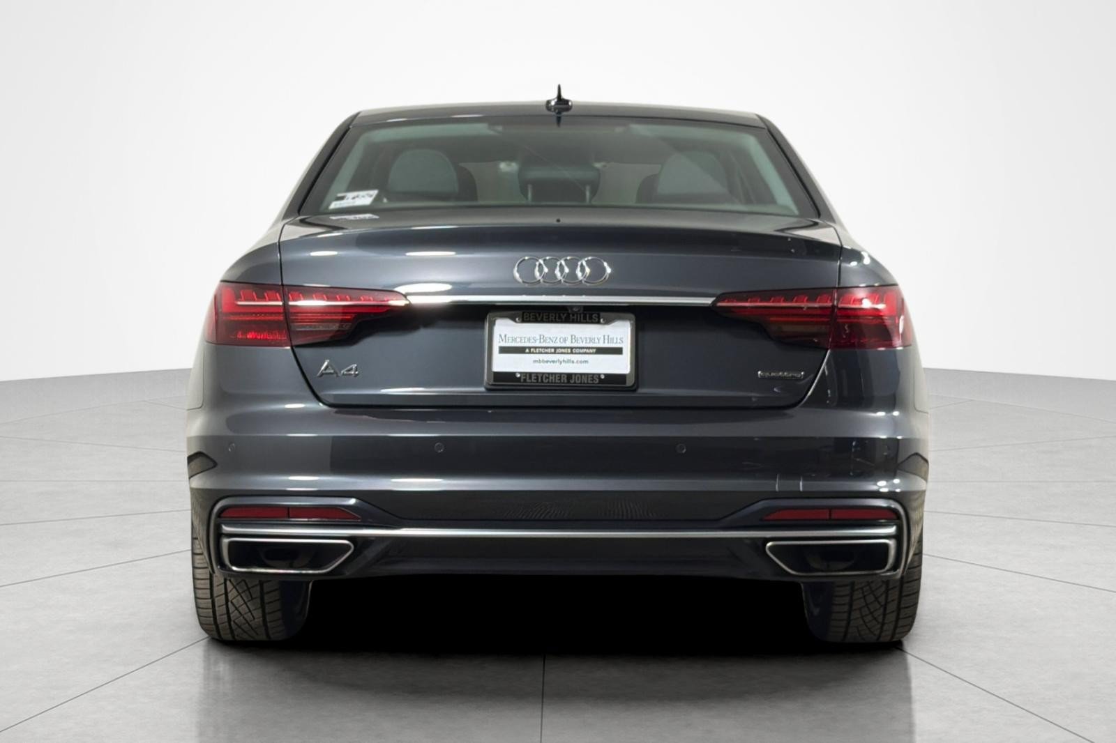 Used 2021 Audi A4 2.0T Premium w/ Convenience Package AWD/4WD image 4