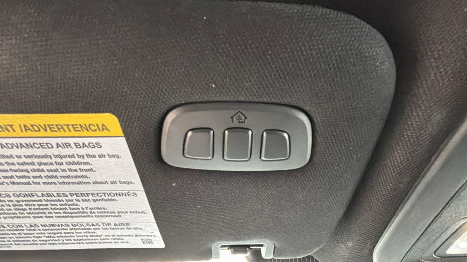 Used 2025 Ford Explorer ST-Line AWD/4WD image 18