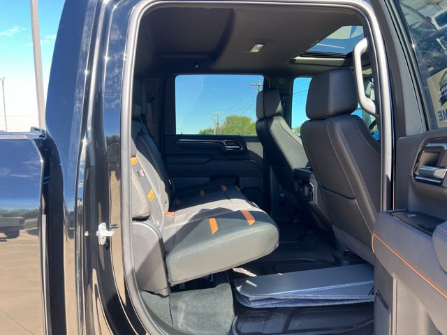 Used 2025 GMC Sierra 2500 AT4 w/ AT4 Premium Plus Package AWD/4WD image 31
