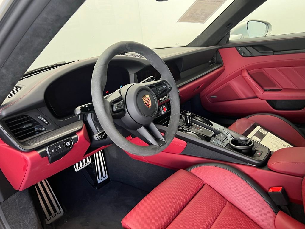 Certified 2026 Porsche 911 Carrera GTS RWD image 4