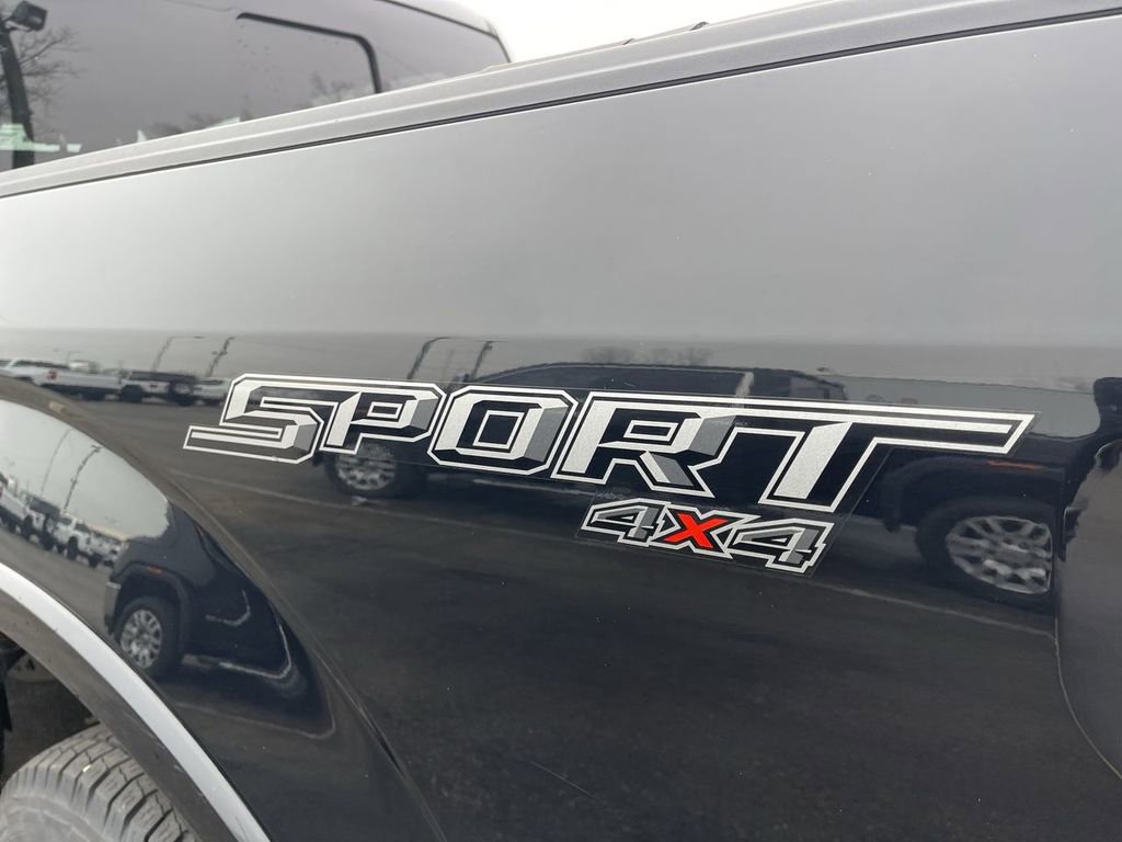 Used 2017 Ford F150 XLT w/ Equipment Group 302A Luxury image 6