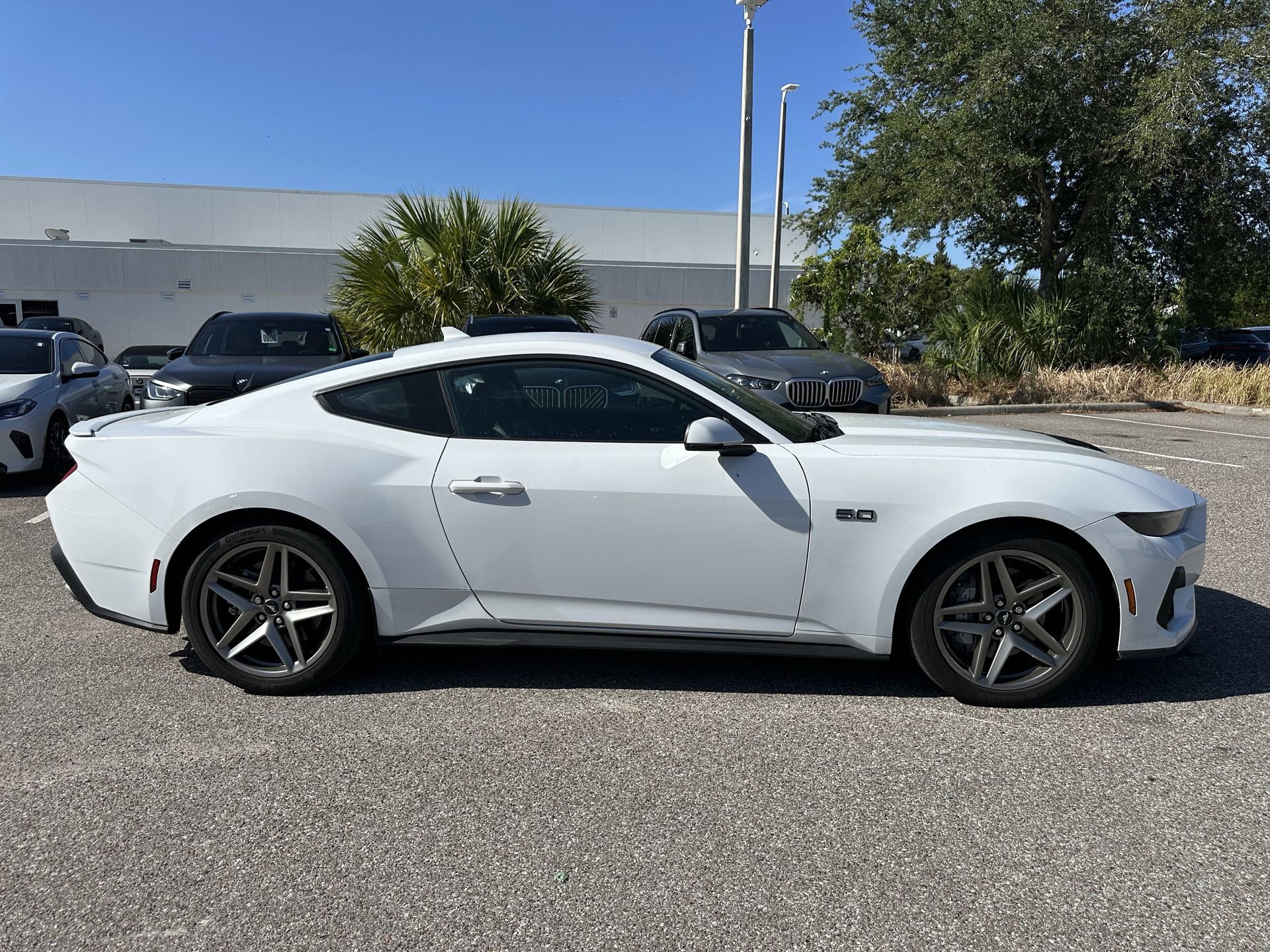 Used 2025 Ford Mustang GT Premium RWD image 3
