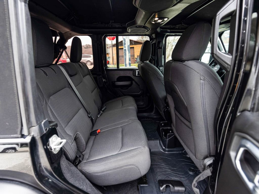Used 2021 Jeep Wrangler Unlimited Sport image 29