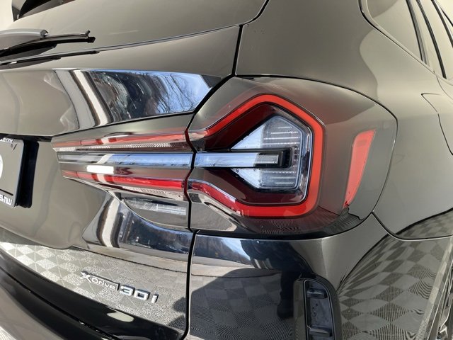 Used 2024 BMW X3 xDrive30i w/ Premium Package image 23