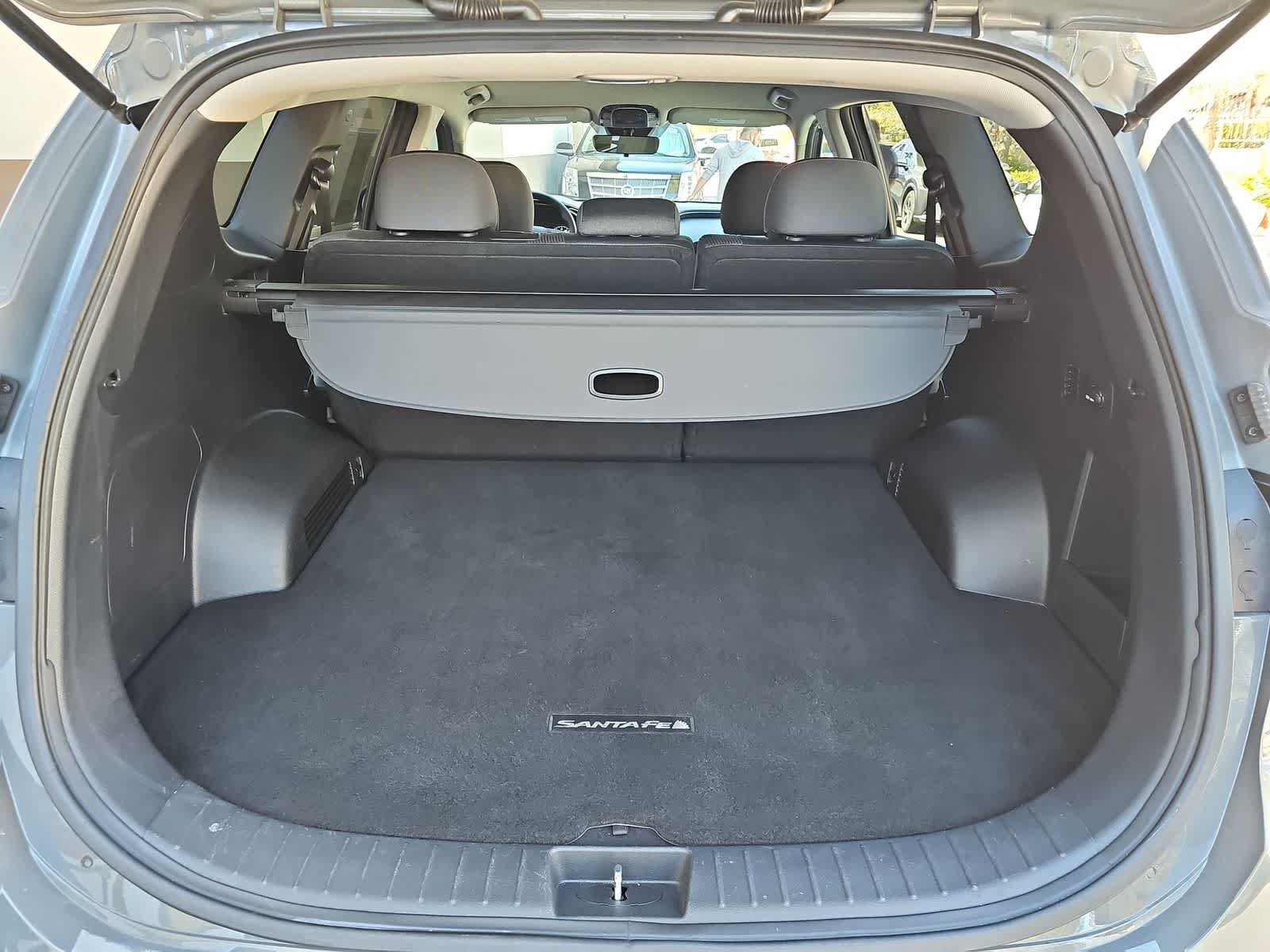Used 2023 Hyundai Santa Fe SE FWD image 23