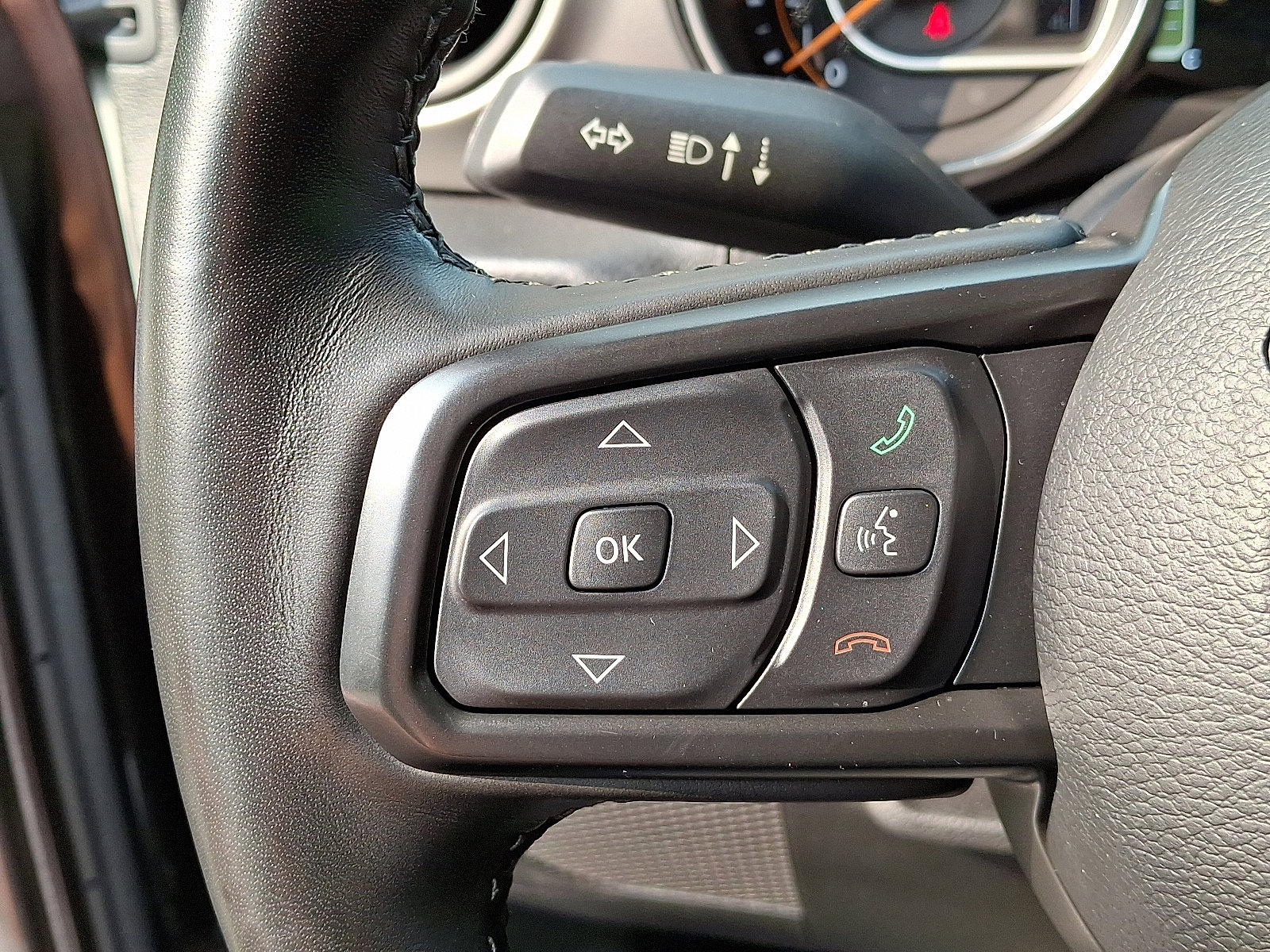 Certified 2021 Jeep Gladiator Willys image 21