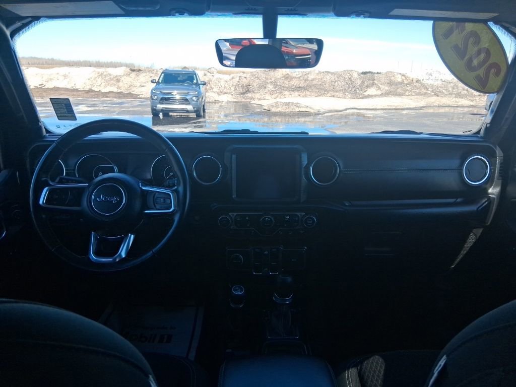 Used 2021 Jeep Wrangler Unlimited Sahara image 20