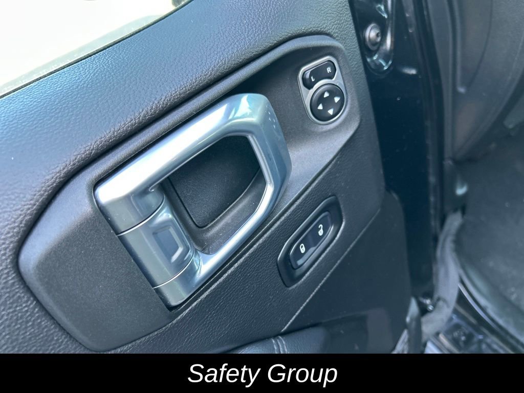 Used 2022 Jeep Wrangler Unlimited Sahara image 13
