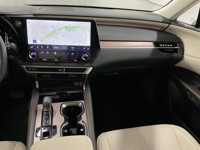 Used 2024 Lexus RX 350 Premium Plus w/ Convenience Package image 18
