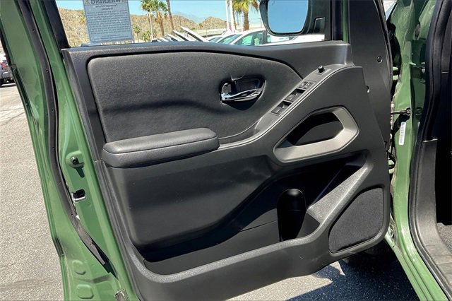 Certified 2024 Nissan Frontier SV w/ Technology Package image 22
