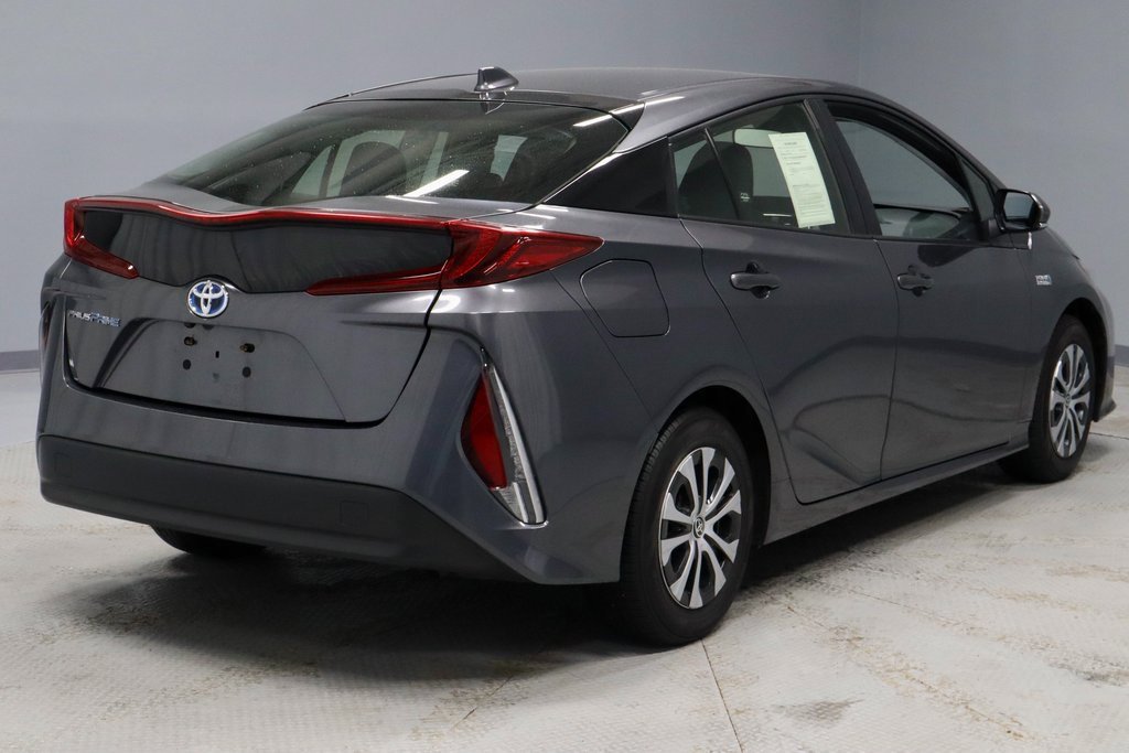 Used 2021 Toyota Prius Prime LE image 11