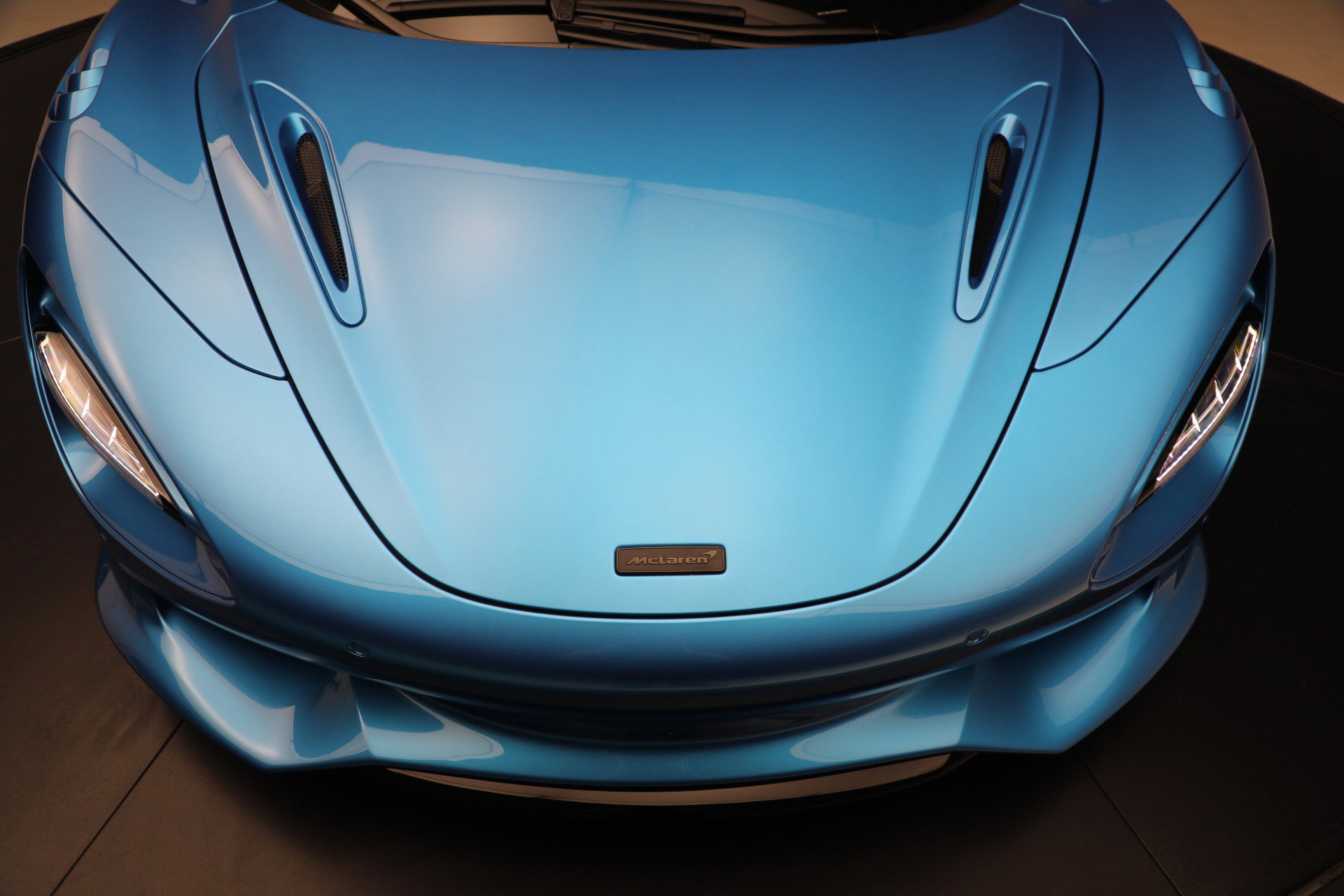 Used 2025 McLaren 750S Spider RWD image 41