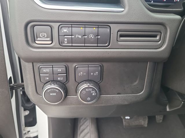 Used 2023 Chevrolet Suburban LT AWD/4WD image 26