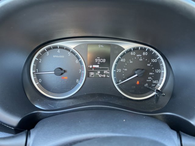 Used 2020 Nissan Kicks S image 12