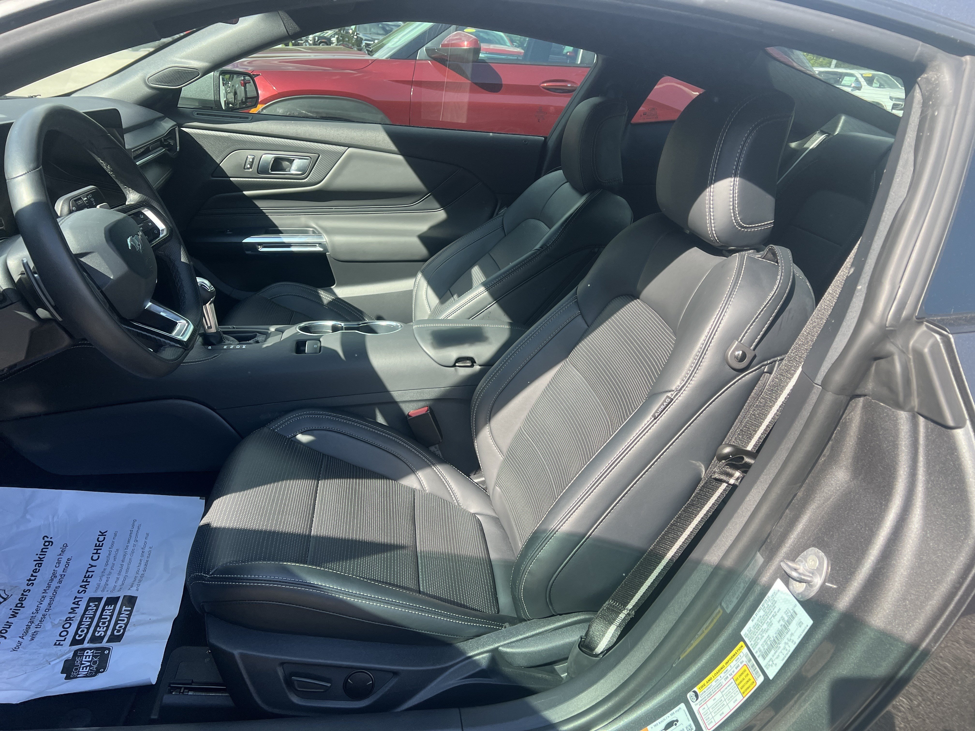 Used 2025 Ford Mustang GT Premium RWD image 7