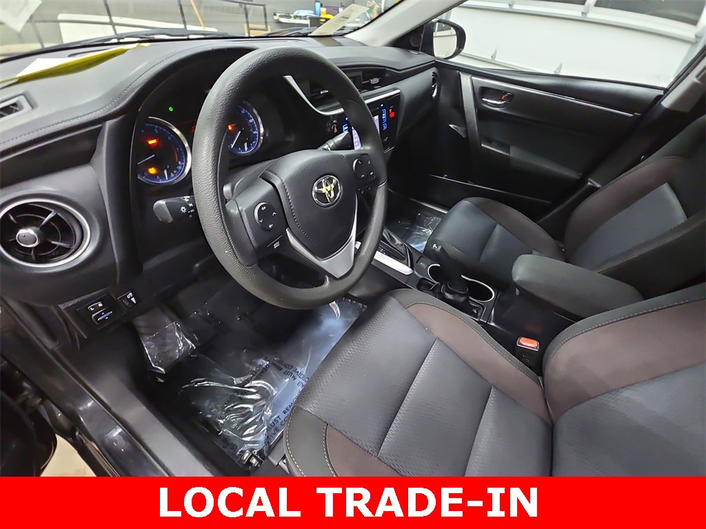 Used 2018 Toyota Corolla LE image 16