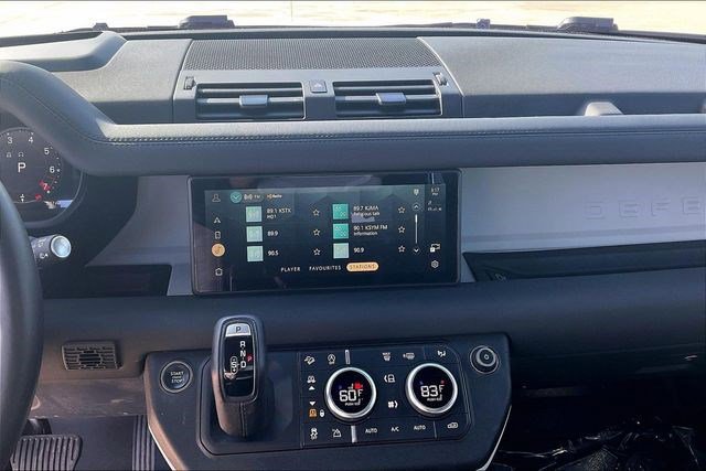 Used 2024 Land Rover Defender 110 X-Dynamic SE image 6