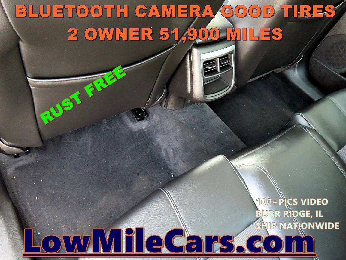 Used 2017 Chevrolet Impala LT w/ Convenience Package image 27