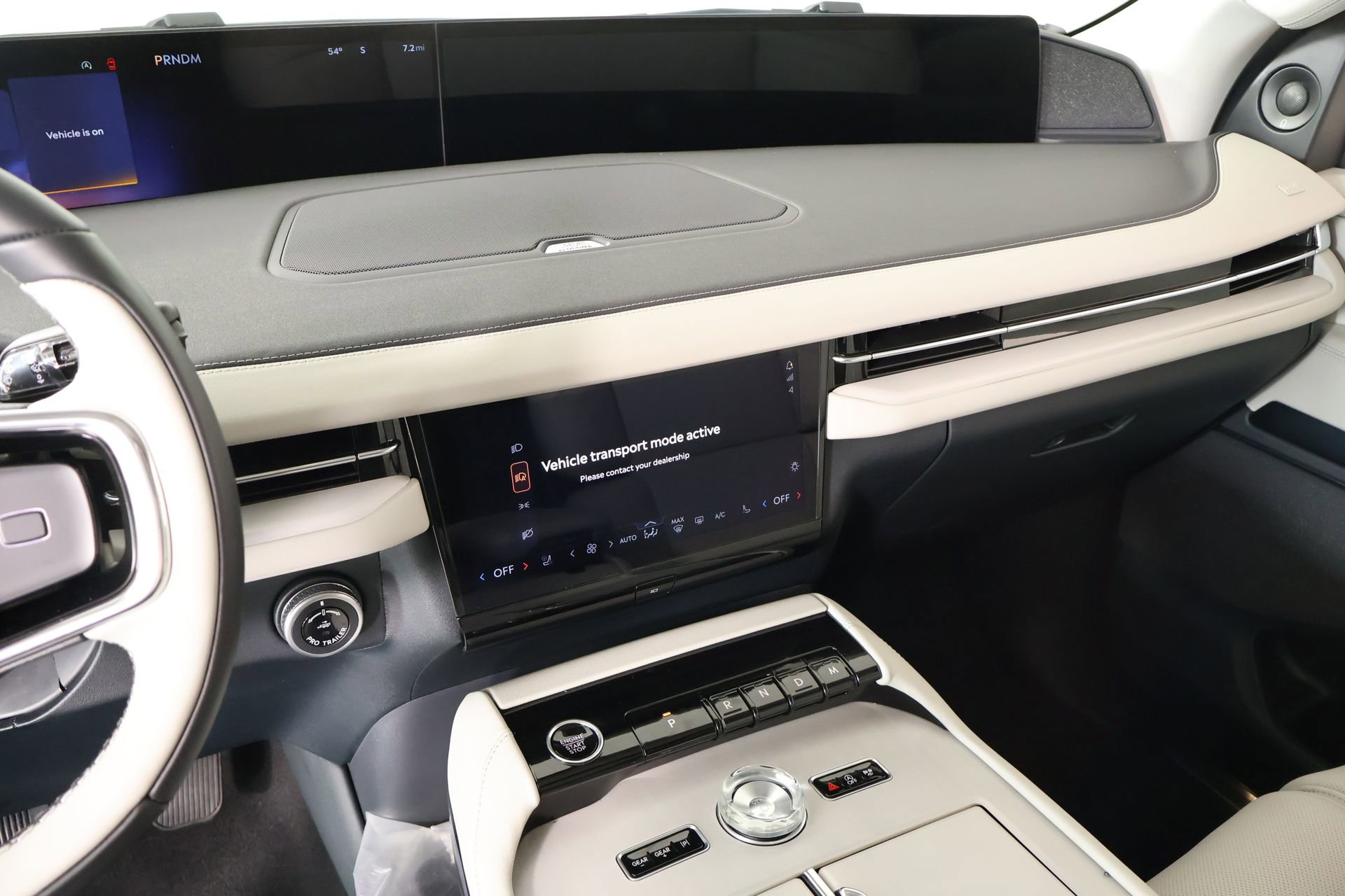 New 2026 Lincoln Navigator L Reserve AWD/4WD image 5