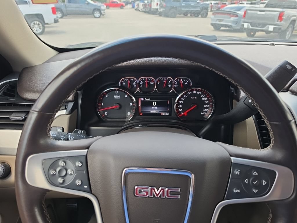 Used 2016 GMC Yukon SLT w/ Open Road Package AWD/4WD image 8
