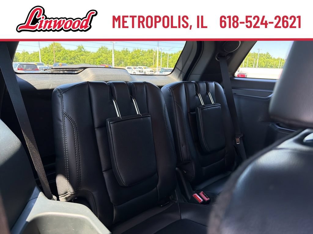 Used 2019 Ford Explorer Limited w/ Ford Safe & Smart Package AWD/4WD image 10