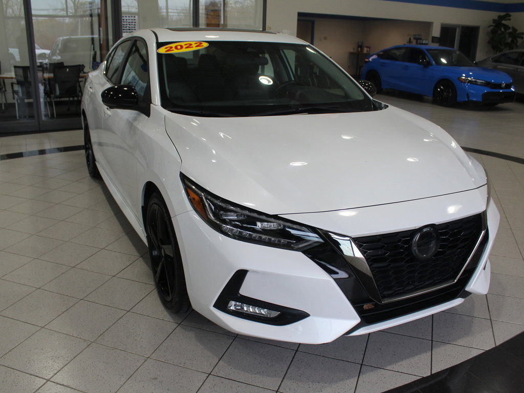 Used 2022 Nissan Sentra SR w/ SR Premium Package image 3