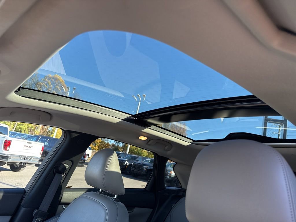 Used 2024 INFINITI QX50 Luxe image 12