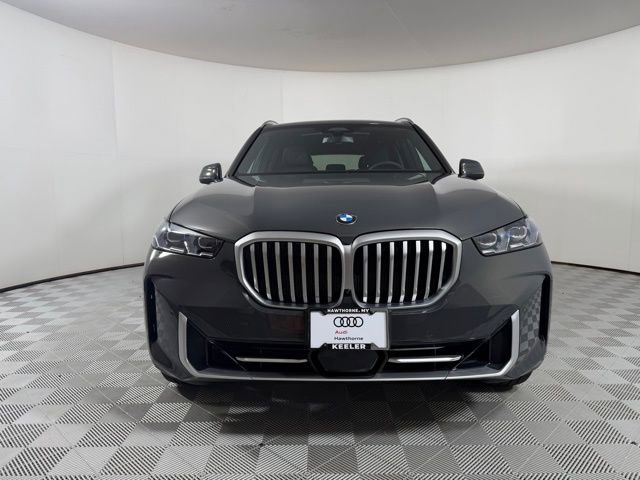 Used 2025 BMW X5 xDrive40i w/ Climate Comfort Package AWD/4WD image 2