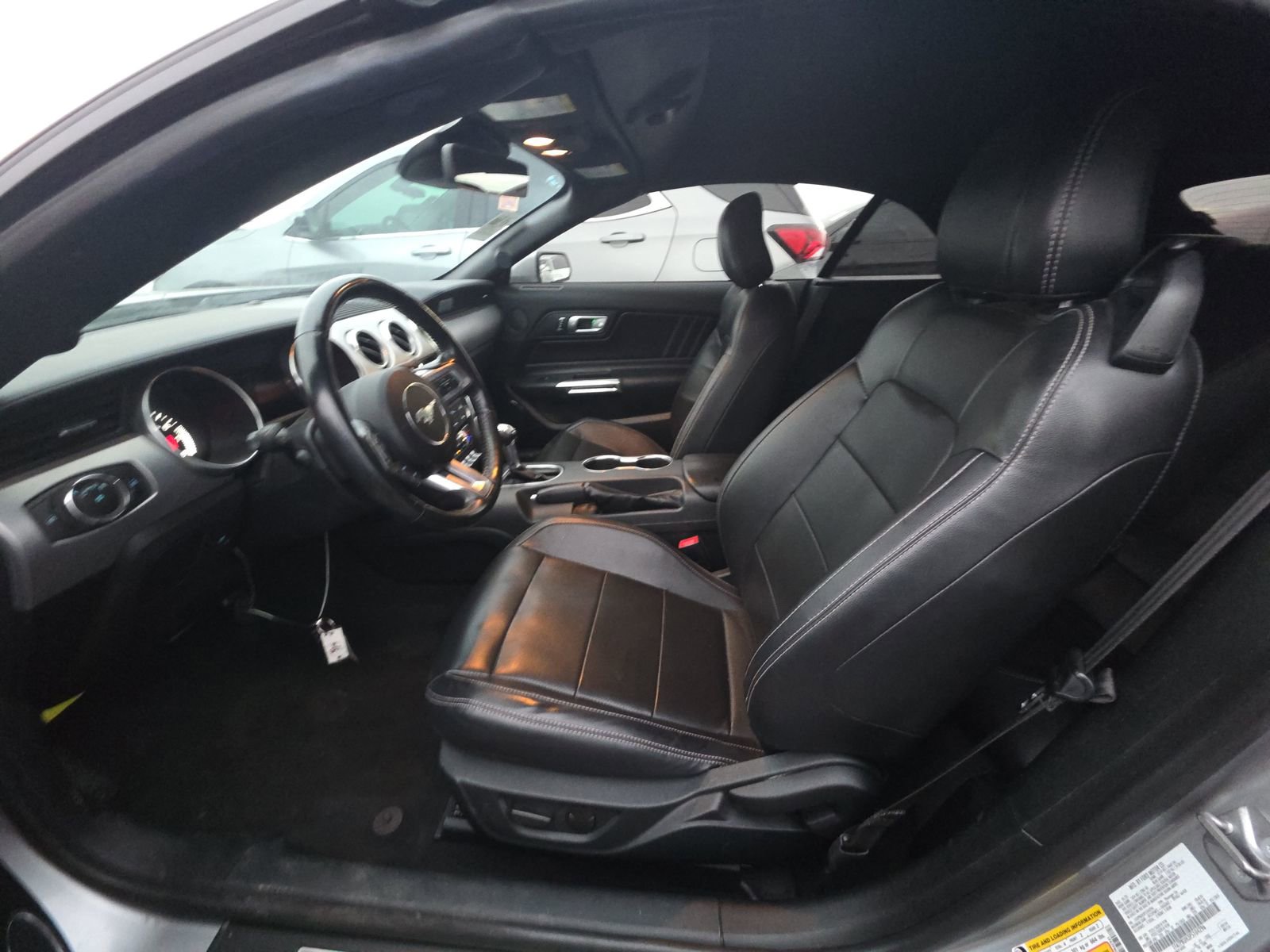 Used 2023 Ford Mustang Premium image 11