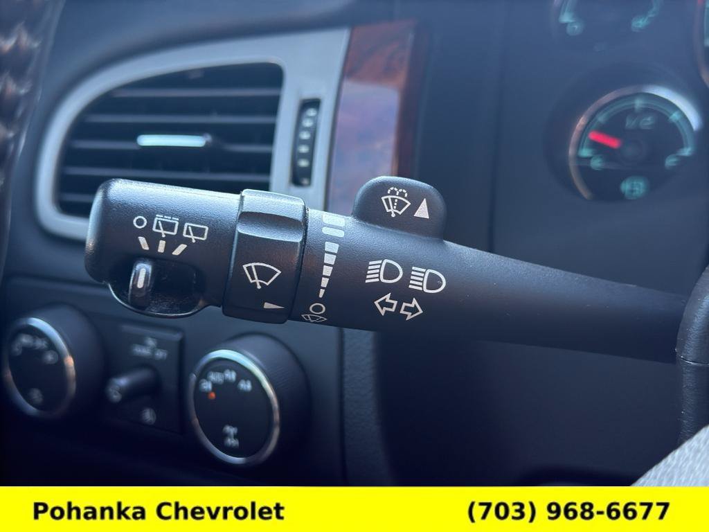 Used 2014 Chevrolet Tahoe LT AWD/4WD image 11