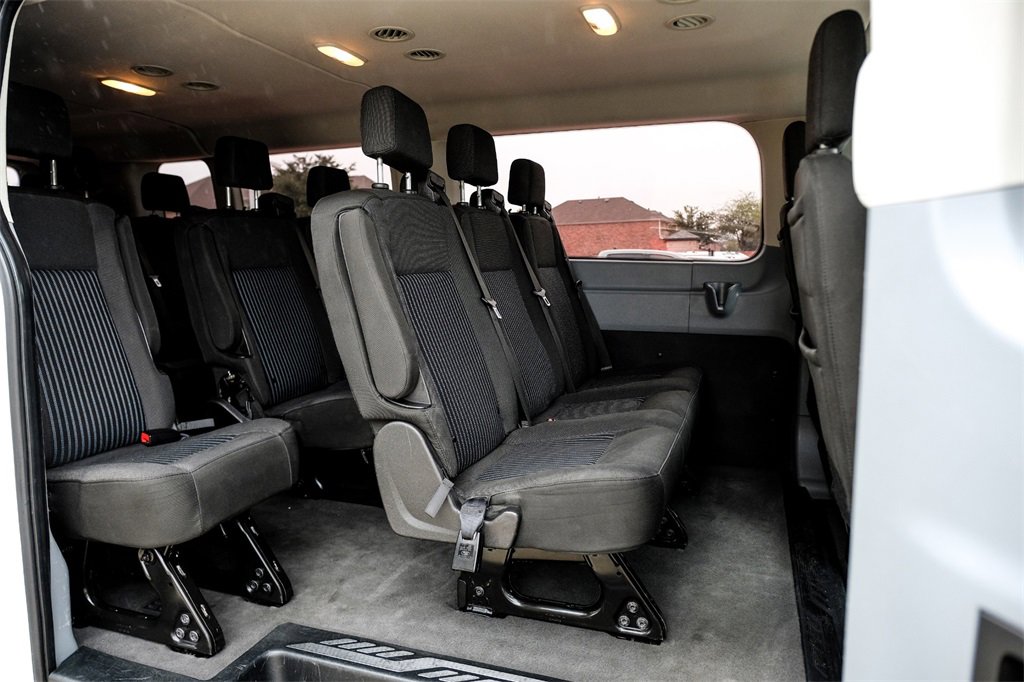 Used 2019 Ford Transit 350 XLT image 36