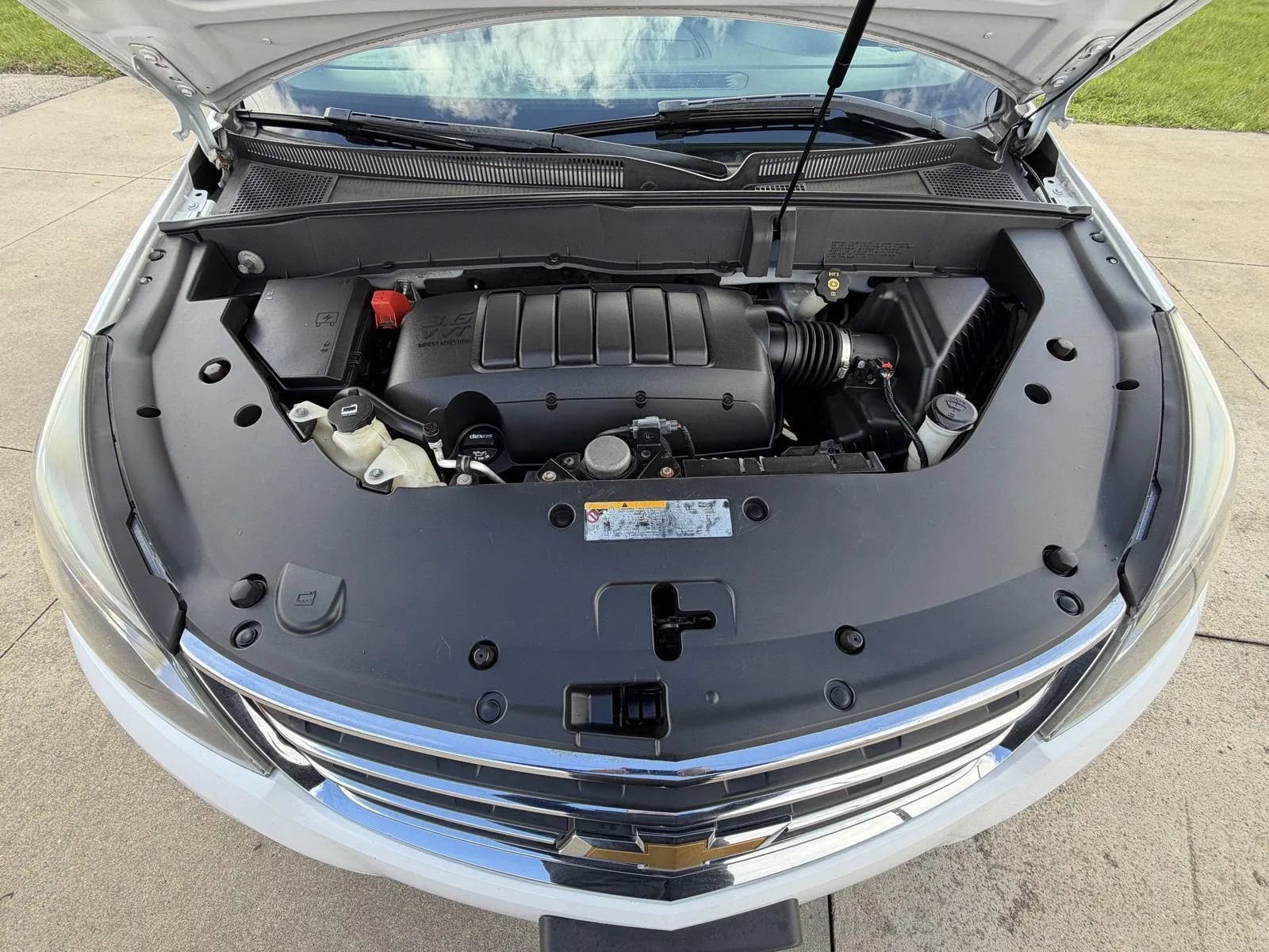 Used 2017 Chevrolet Traverse LT w/ Style and Technology Package AWD/4WD image 25