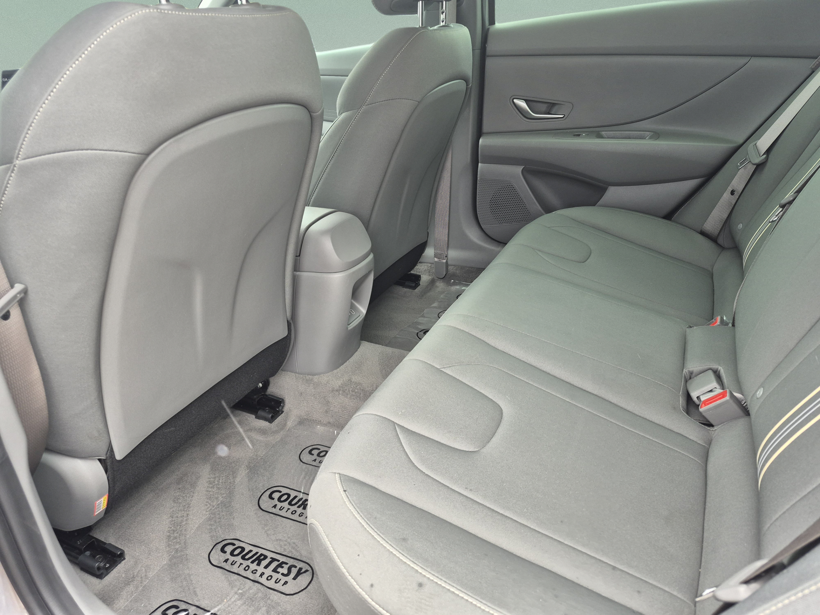 Certified 2025 Hyundai Elantra Hybrid w/ Cargo Package FWD image 15