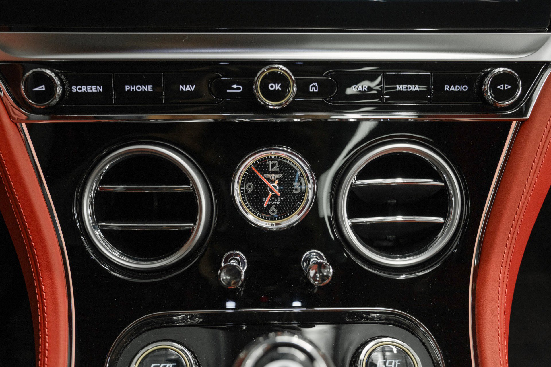 Used 2025 Bentley Continental GT AWD/4WD image 25