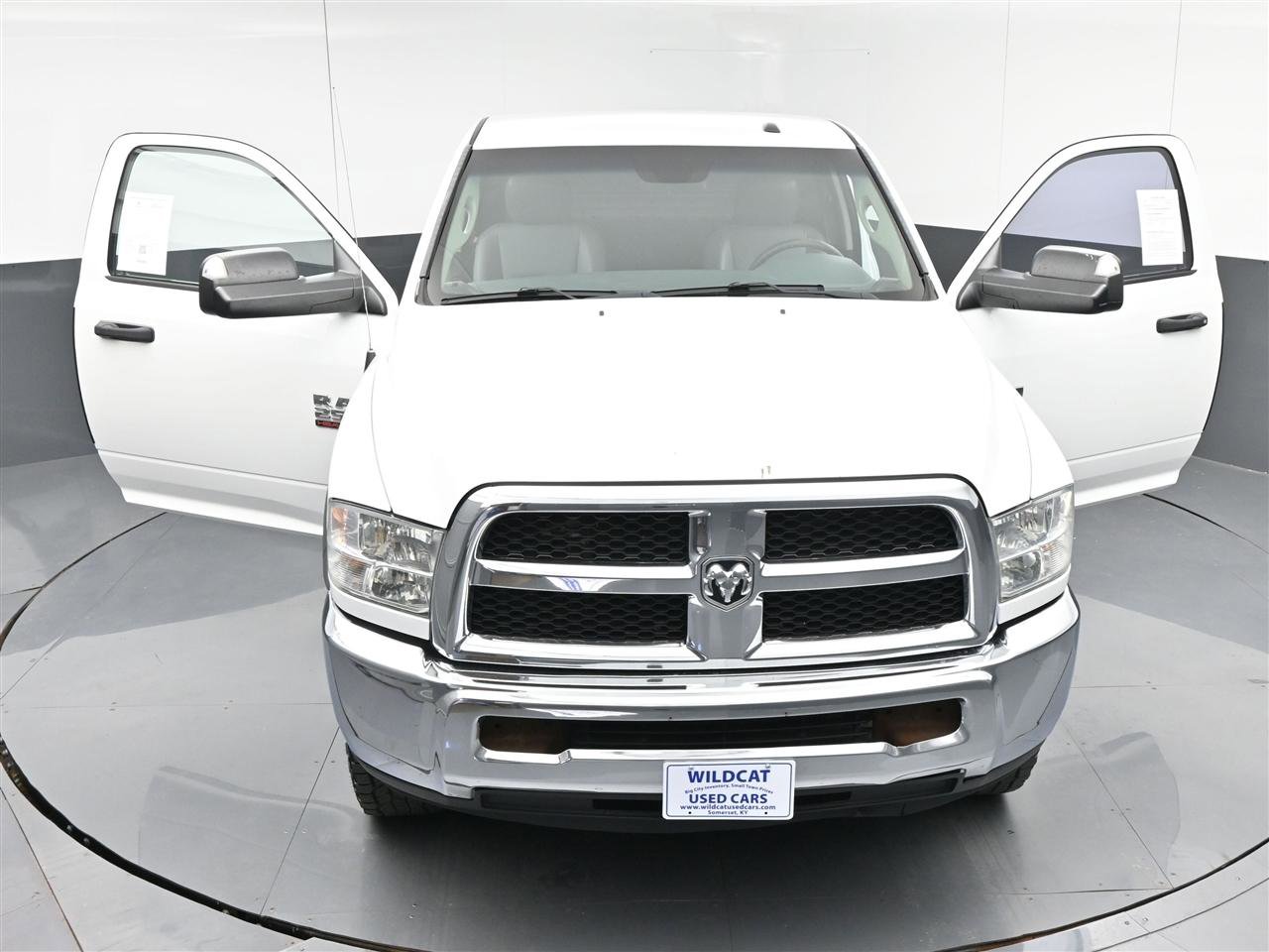 Used 2017 RAM 2500 Tradesman w/ Chrome Appearance Group image 37