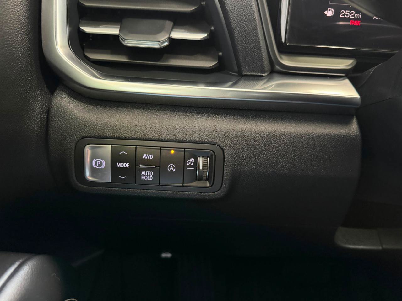 Used 2026 GMC Terrain Elevation AWD/4WD image 35