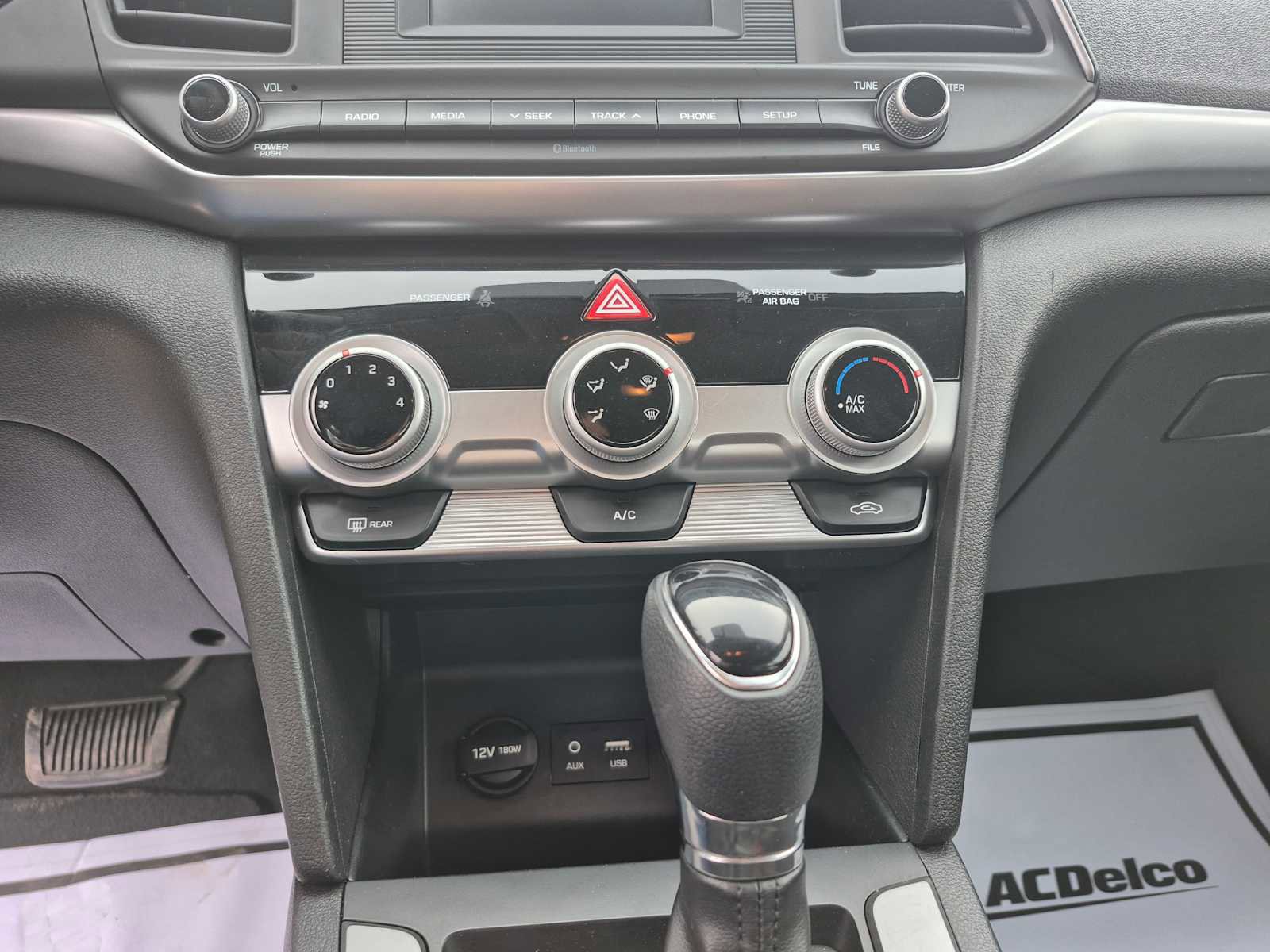 Used 2019 Hyundai Elantra SE w/ Cargo Package image 19