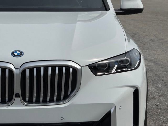 Certified 2026 BMW X5 xDrive50e image 12