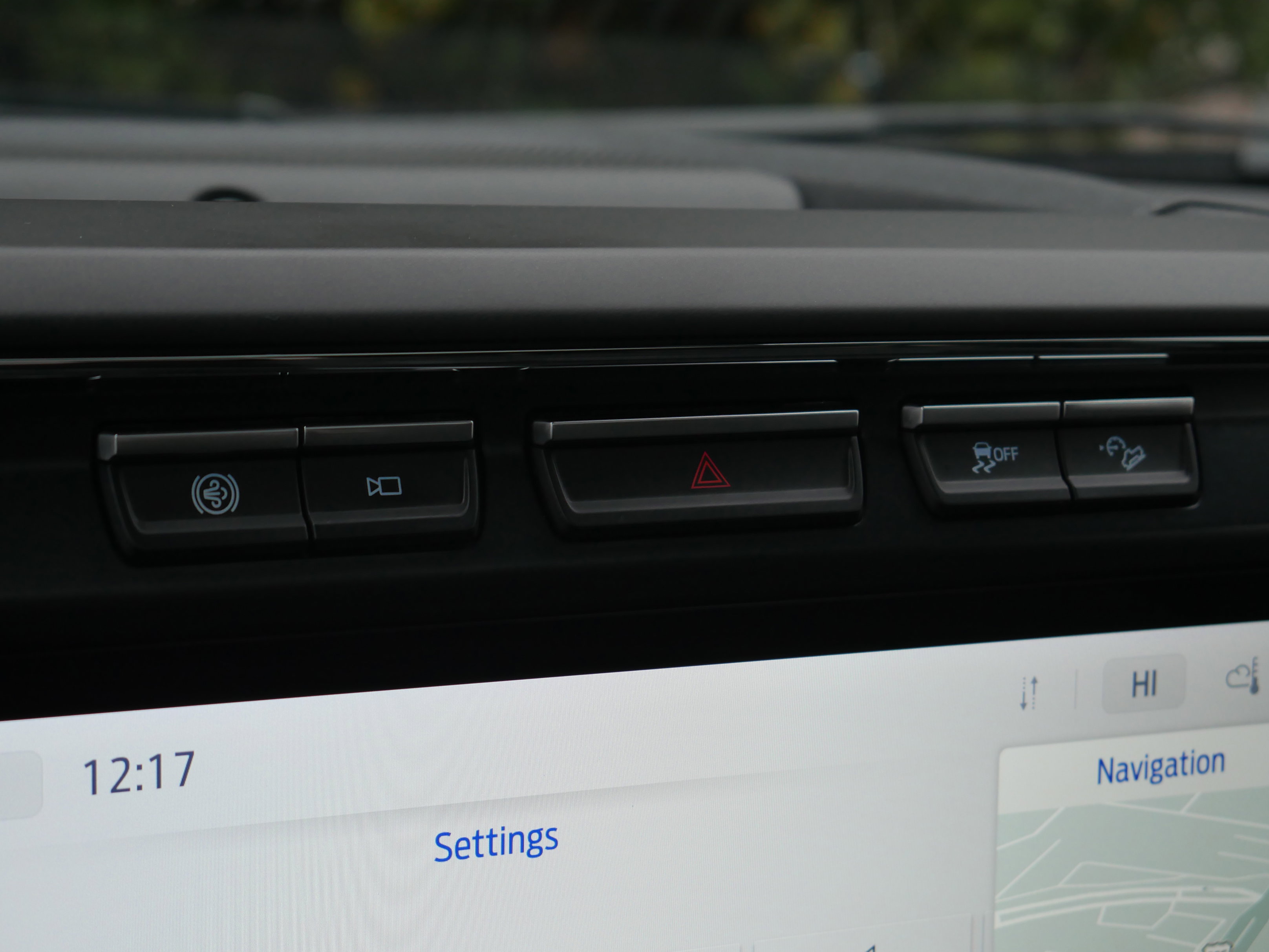 Certified 2023 Ford F350 Lariat w/ Black Appearance Package image 14