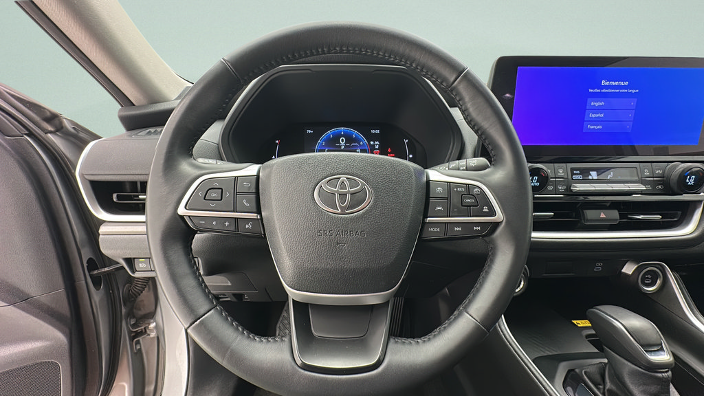 Used 2025 Toyota Grand Highlander AWD image 15