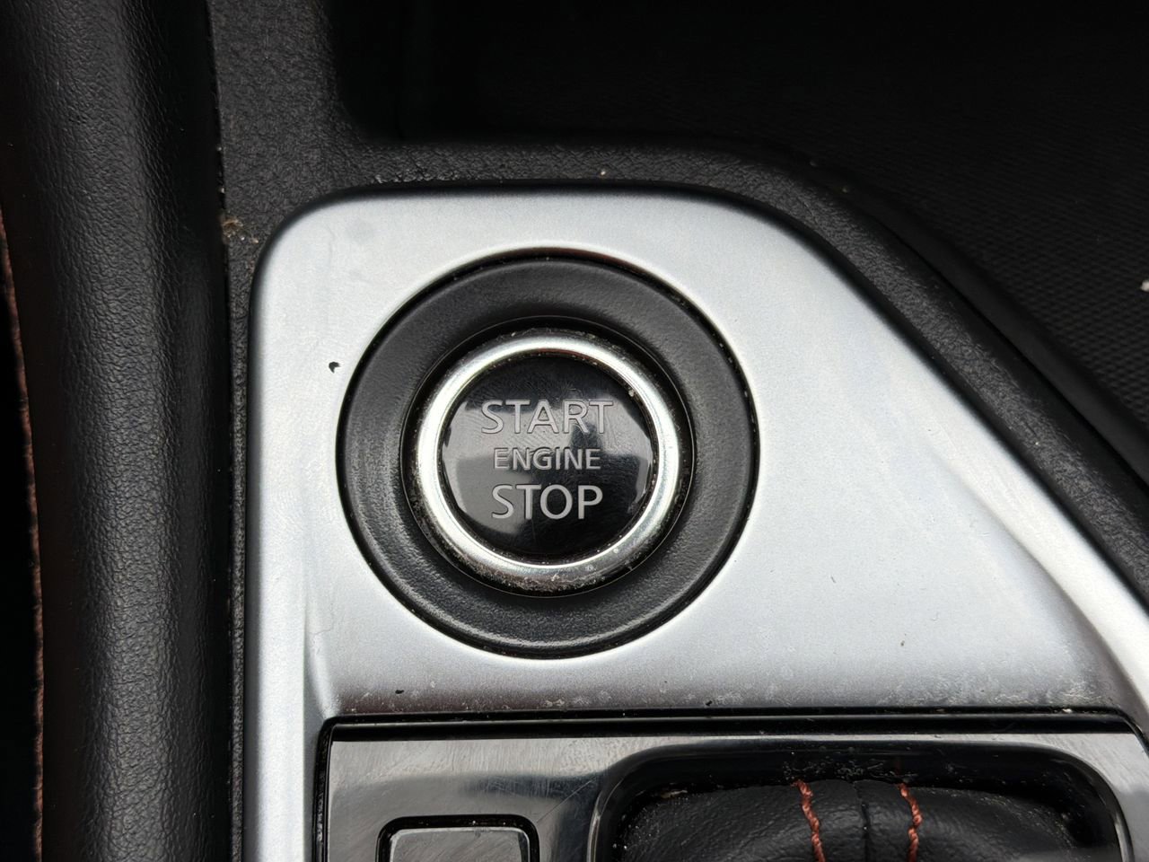 Used 2023 Nissan Sentra SR w/ SR Premium Package FWD image 8