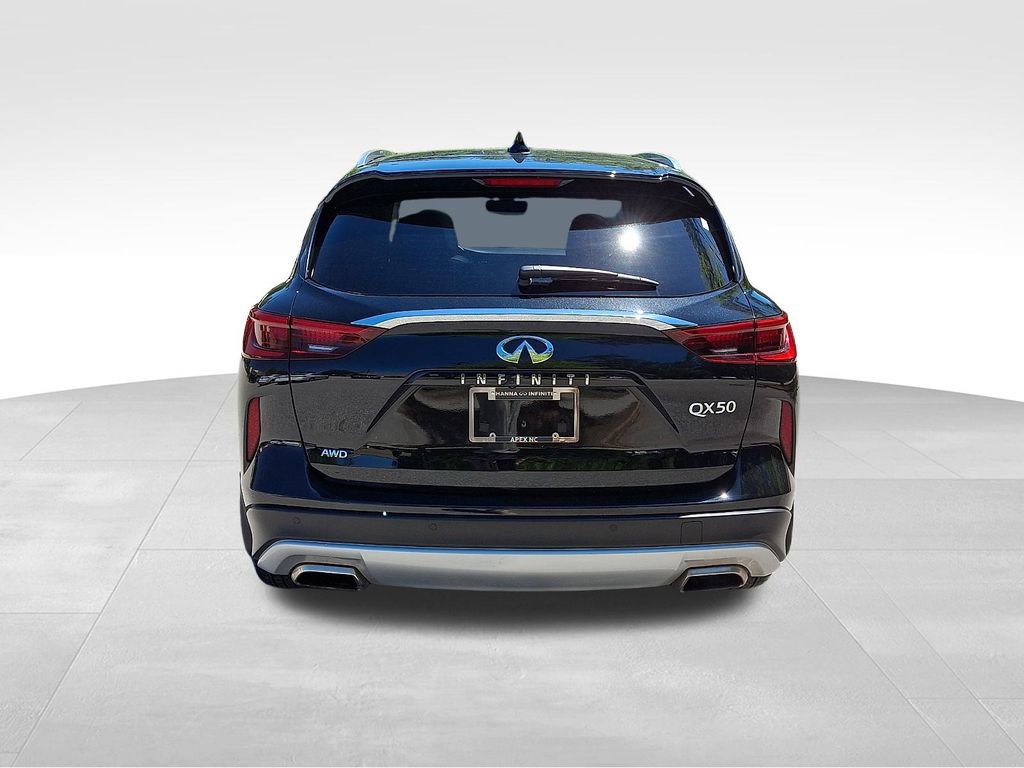 Used 2023 INFINITI QX50 Sensory AWD/4WD image 5