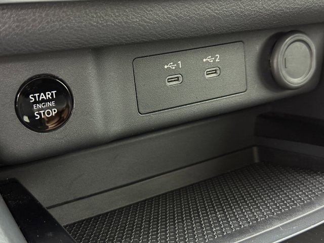 Used 2025 Nissan Rogue SV image 15