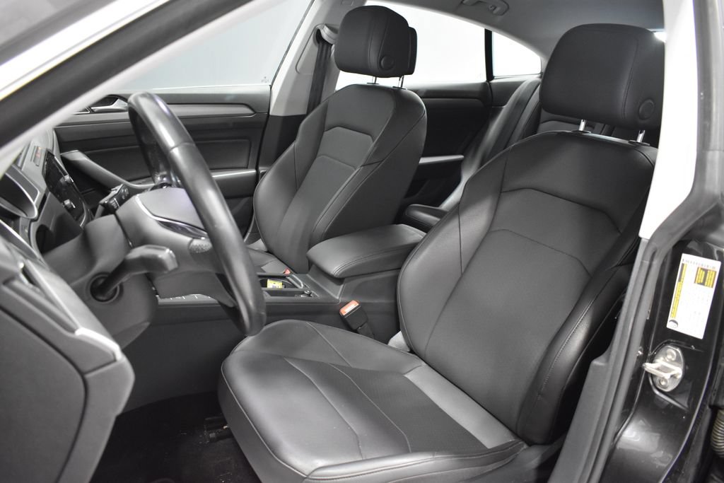 Used 2019 Volkswagen Arteon SE FWD image 5